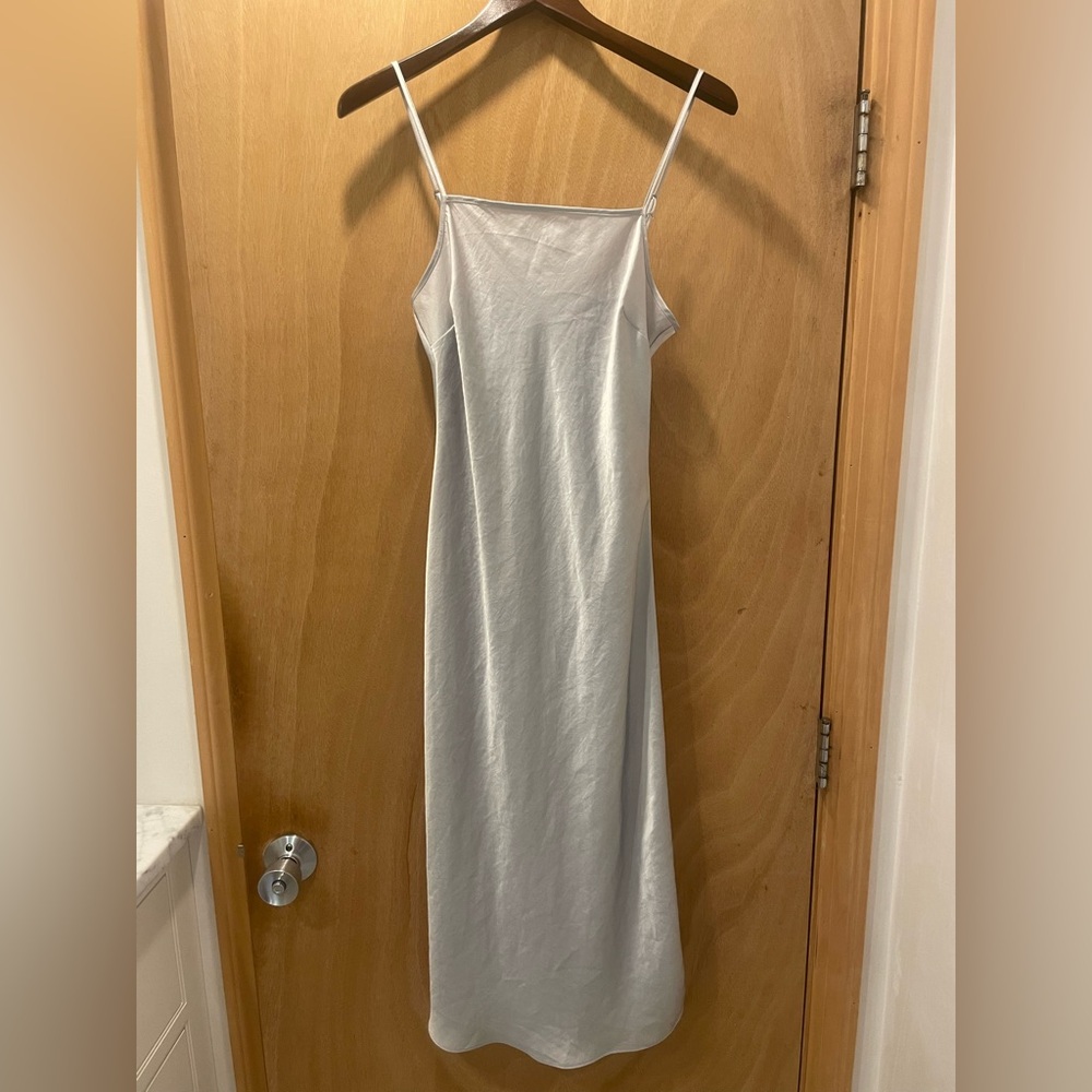 Aritzia Wilfred free satin midi dress